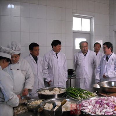 天津?qū)ｍ棻O(jiān)督檢查各級各類學(xué)校和為學(xué)校供餐企業(yè) 