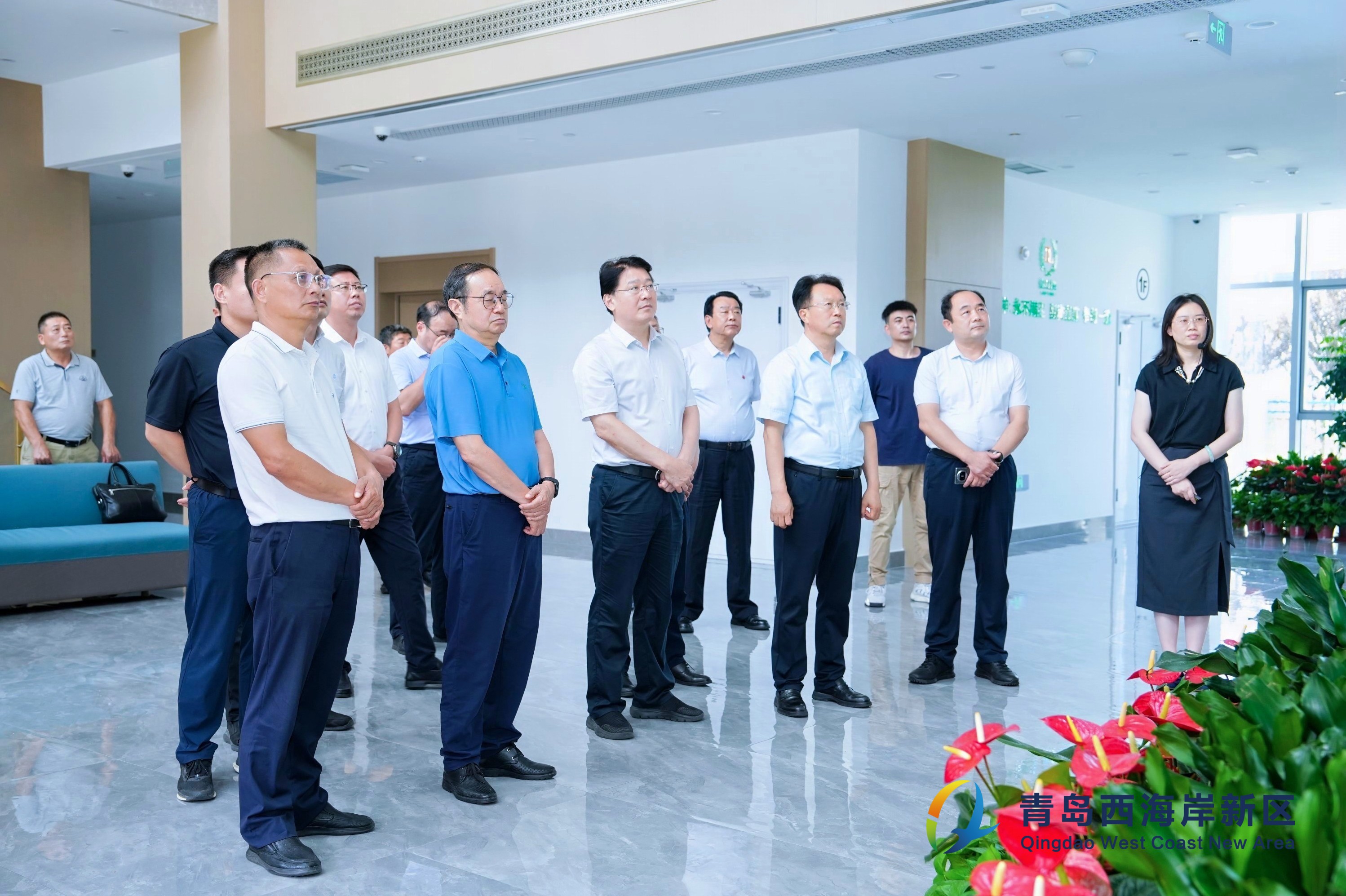 青島市“十五五”種業(yè)發(fā)展規(guī)劃暨青島國(guó)際種都建設(shè)研討會(huì) 與會(huì)領(lǐng)導(dǎo)、專家蒞臨集團(tuán)青島供應(yīng)鏈基地考察